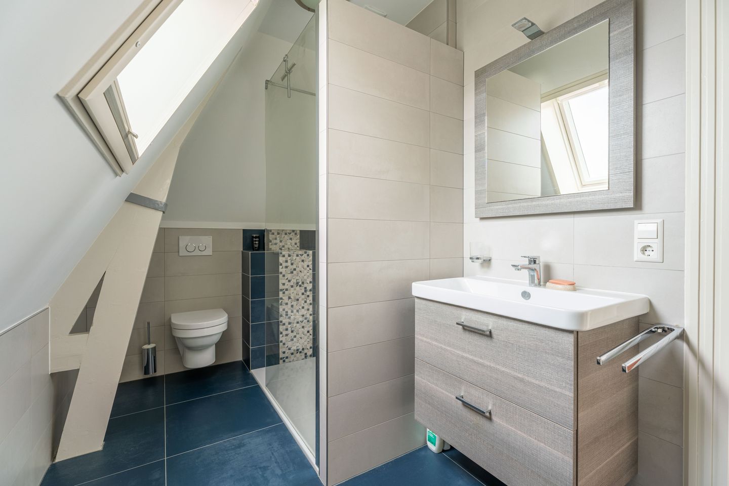 Foto 29 van Oegstgeesterweg 277