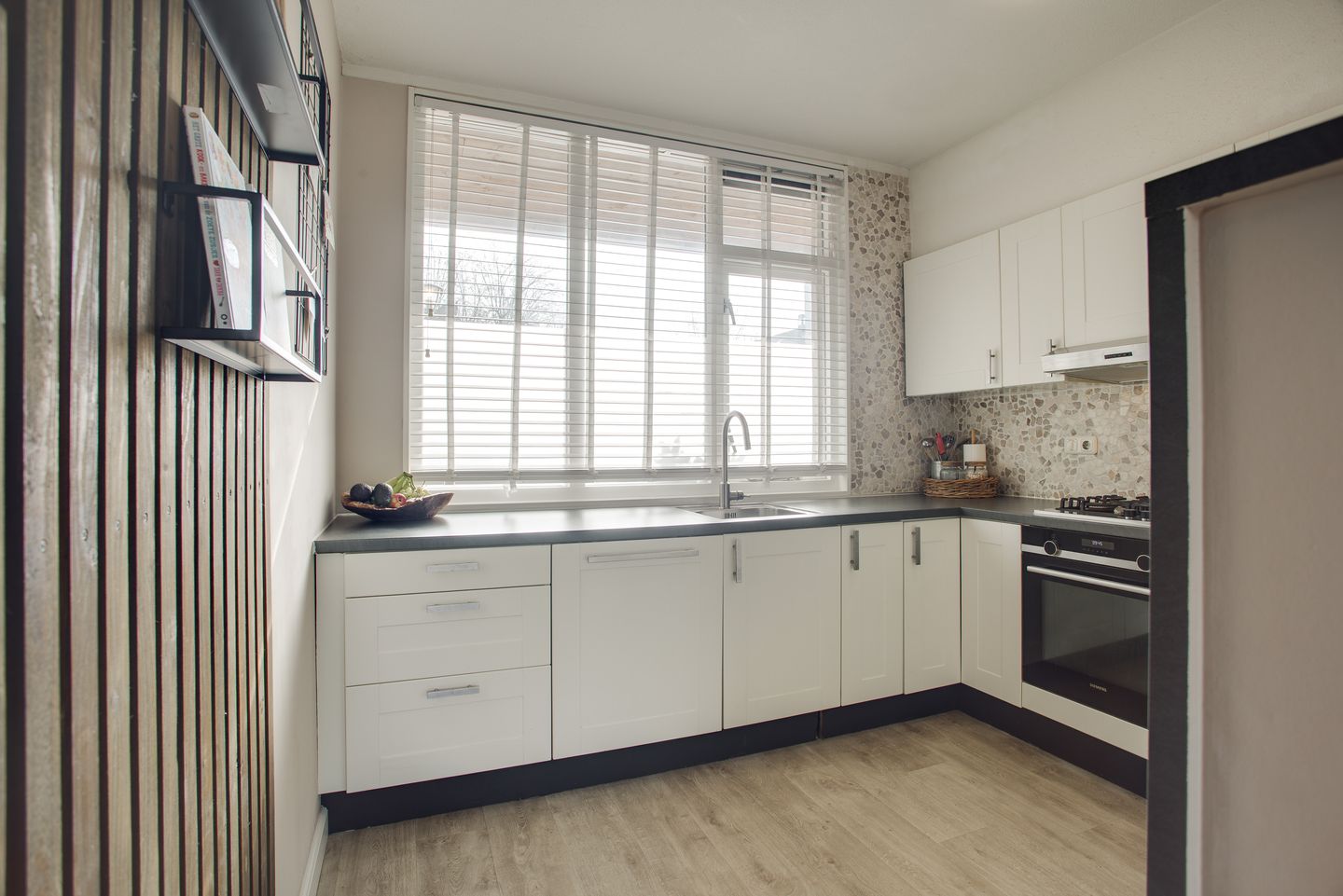 Foto 14 van Pijlkruidvaart 25