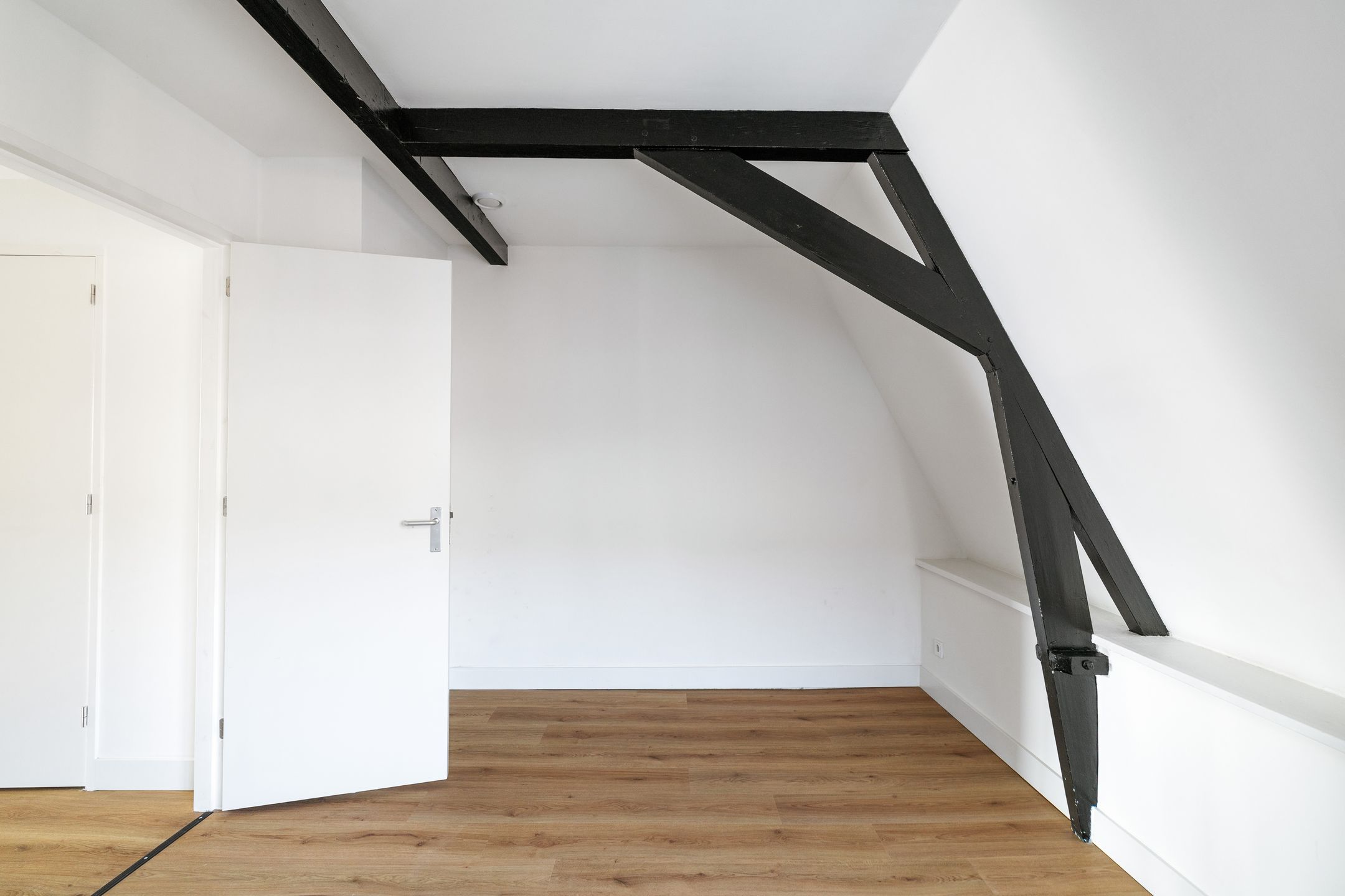 Photo 21 of Molenstraat 125