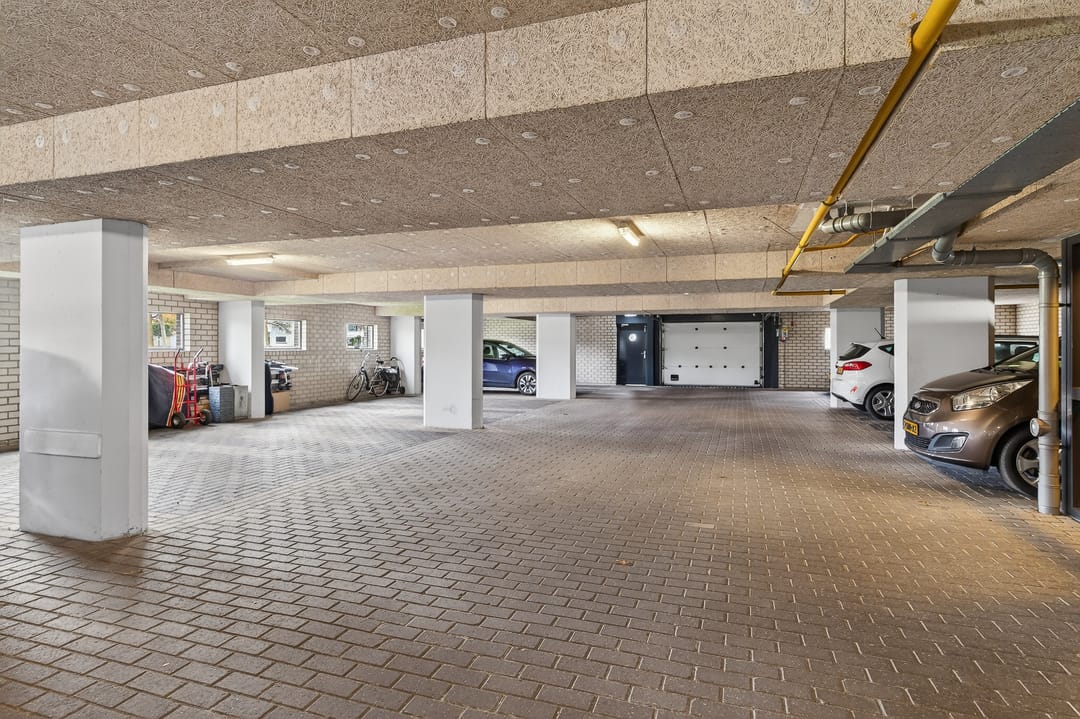 Foto 31 van Meester Broerensingel 14