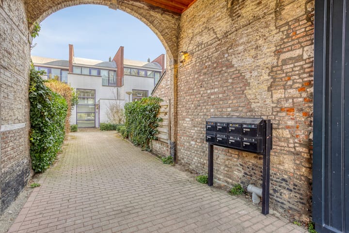 Photo 2 of Jekerstraat 37-K