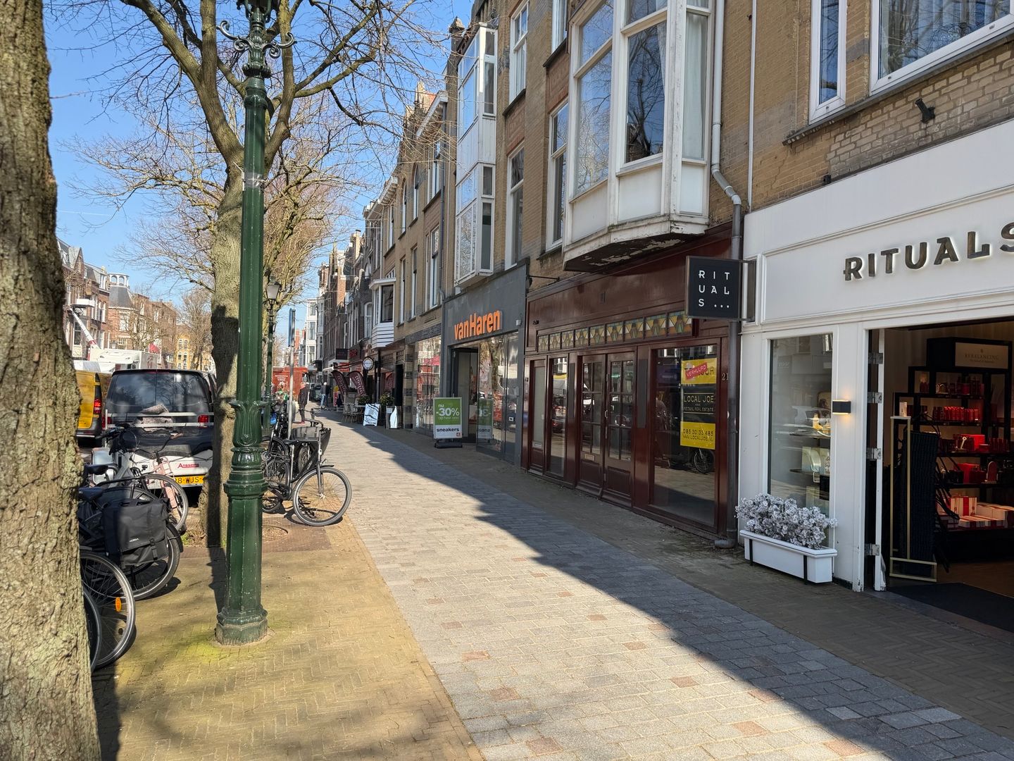 Bekijk foto 2 van Frederik Hendriklaan 214