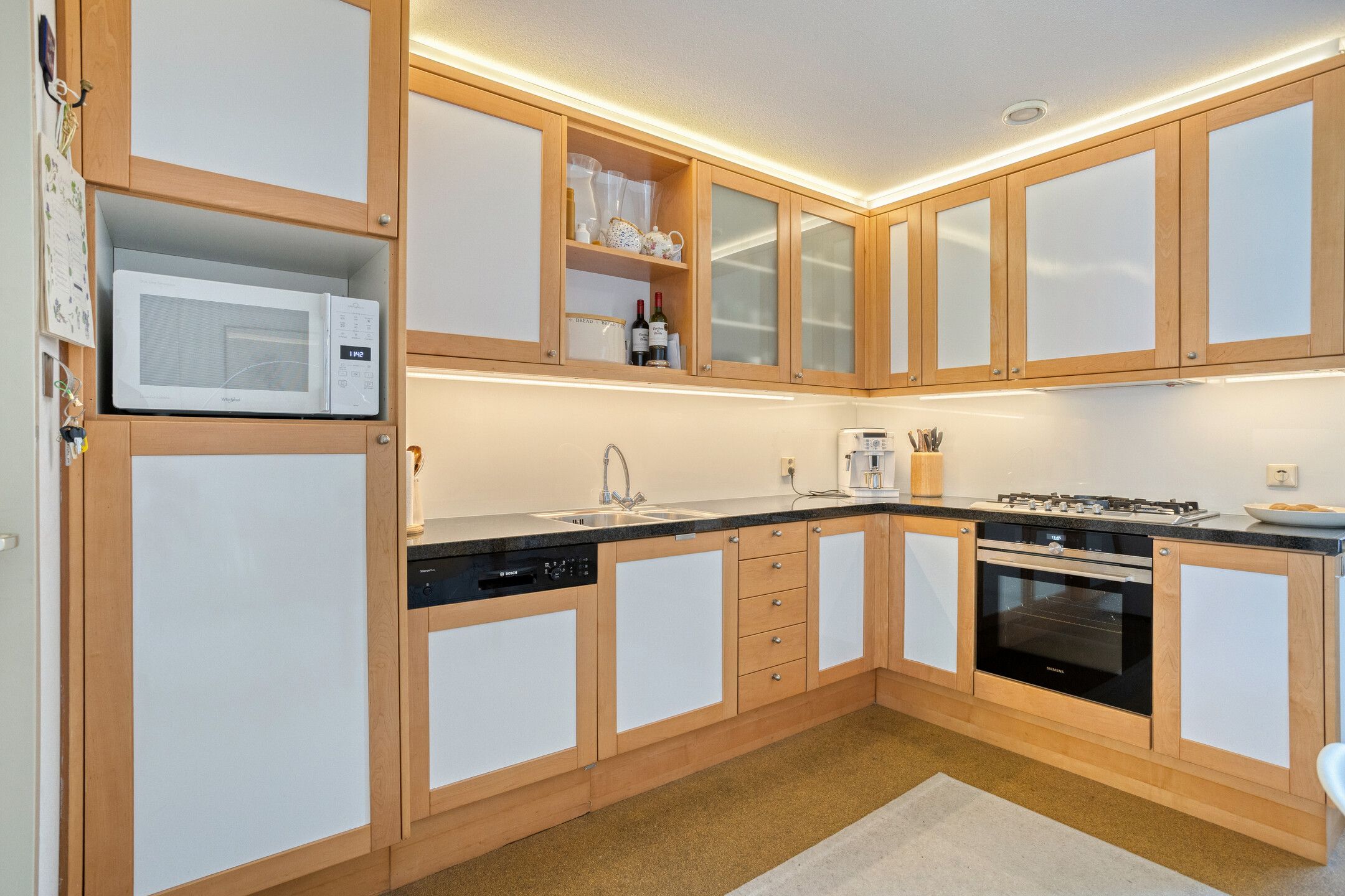 Foto 18 van Jekerstraat 37-K