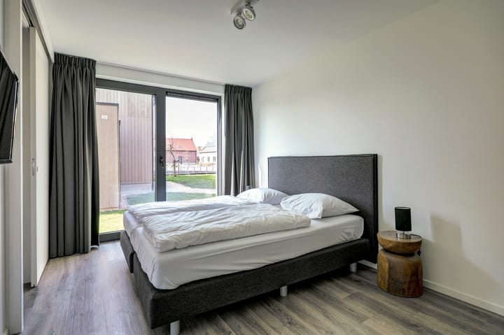 Vrijstaande woning te koop: Veerweg 50-042, Wolphaartsdijk