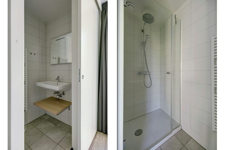 Vrijstaande woning te koop: Veerweg 50-042, Wolphaartsdijk