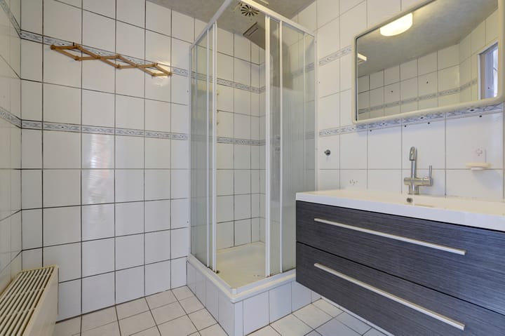 Tussenwoning te koop: Halleystraat 11, Schiedam