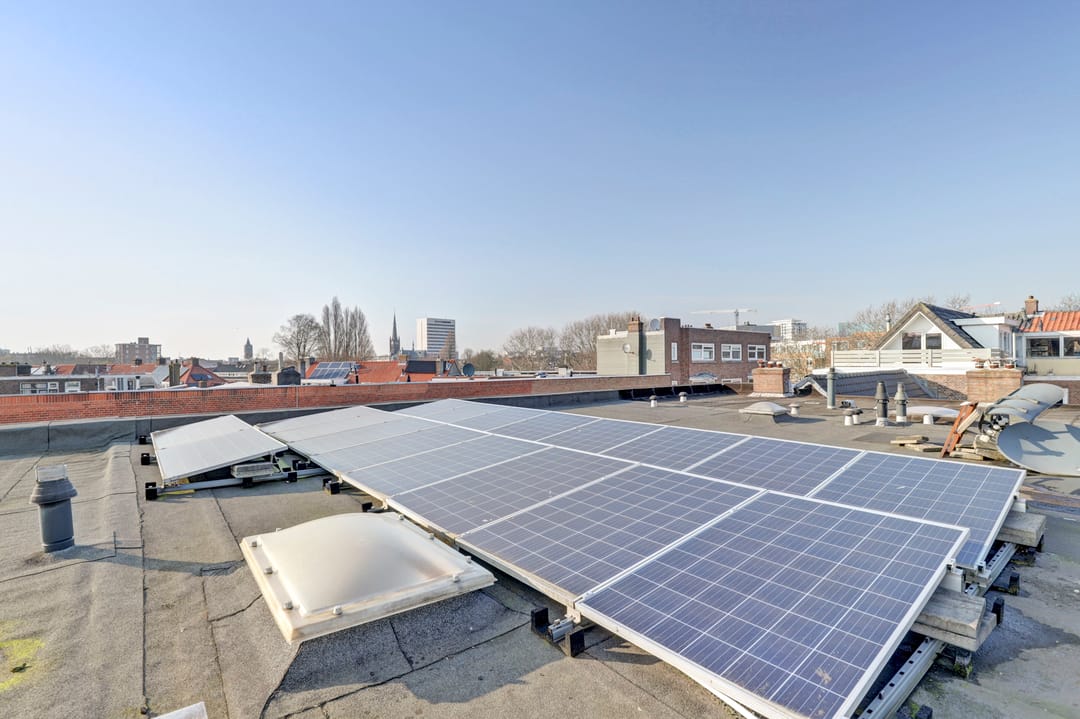 Spacious 4-Room Family Terraced House with Solar Panels and Energy Label A — 46