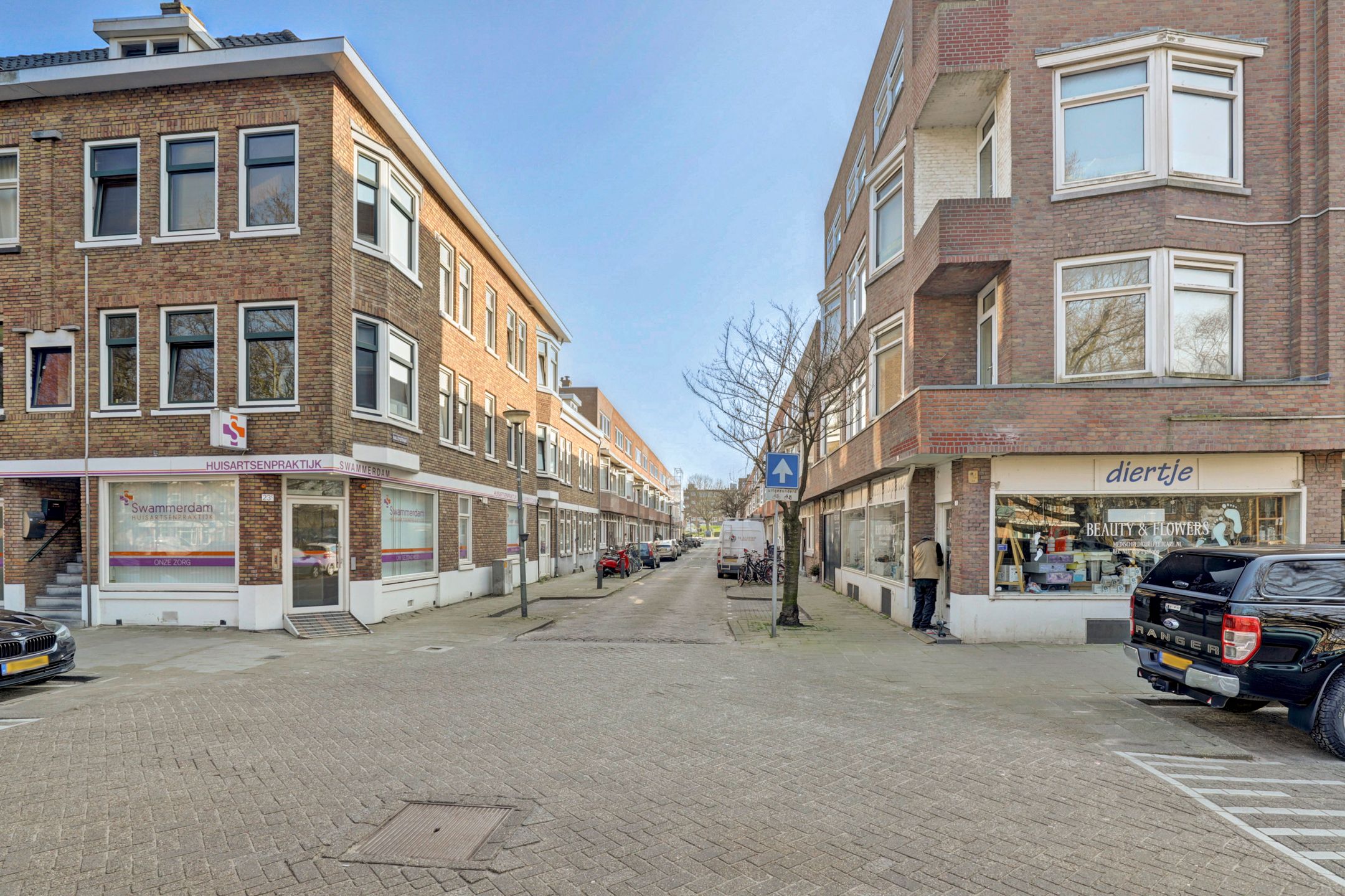 Spacious 4-Room Family Terraced House with Solar Panels and Energy Label A — 42