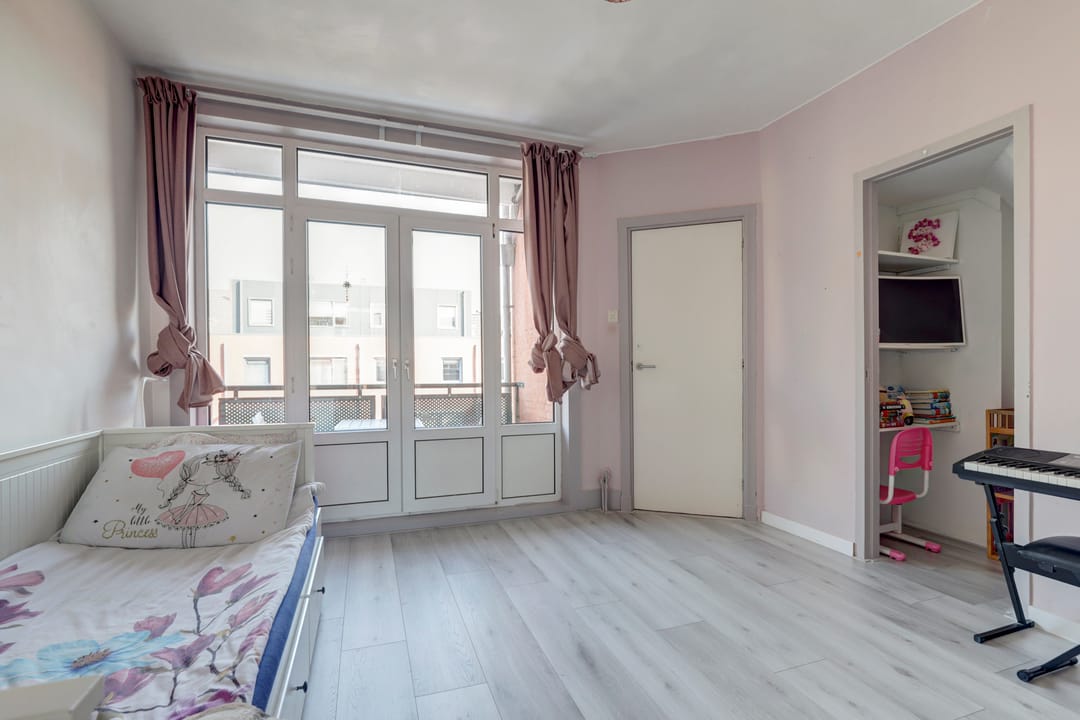 Spacious 4-Room Family Terraced House with Solar Panels and Energy Label A — 16