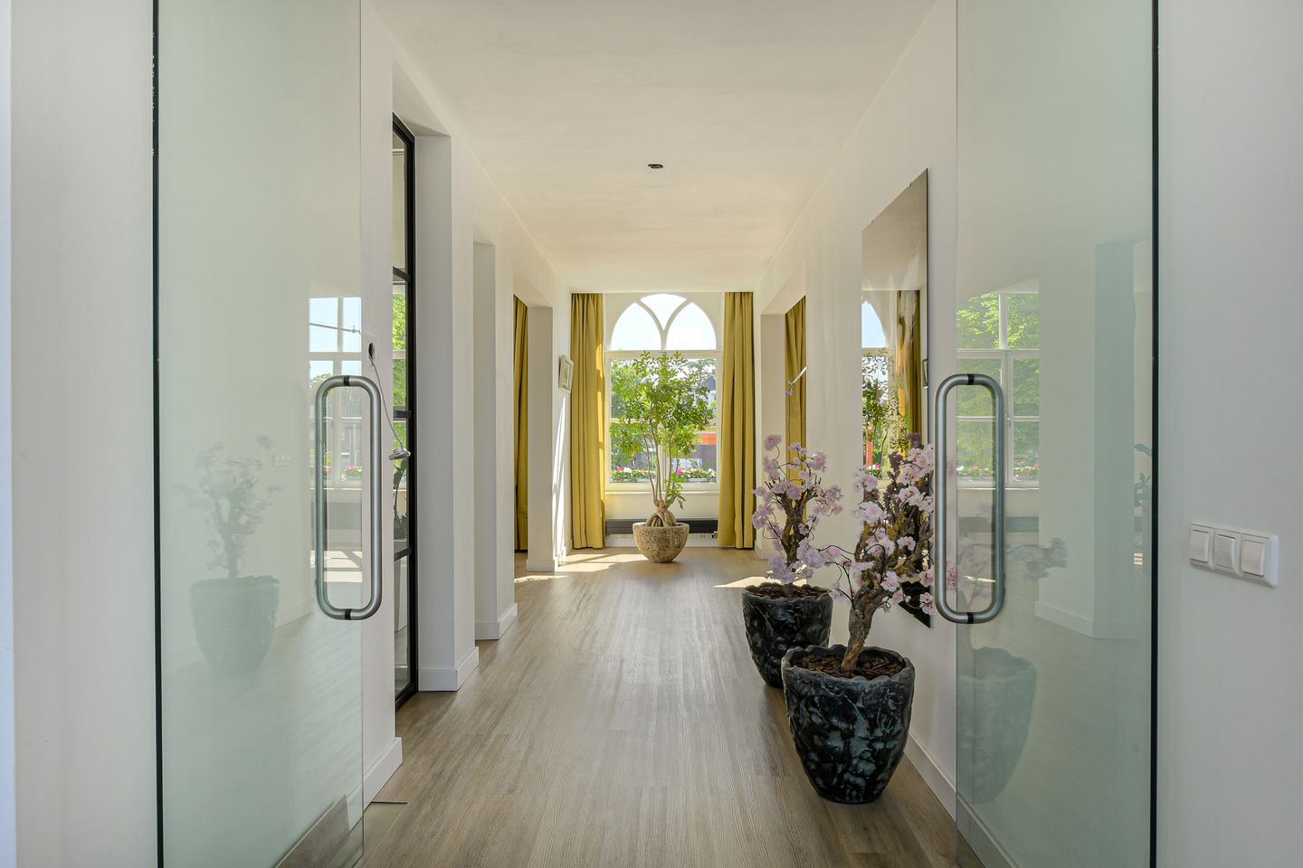 View photo 4 of Hoolstraat 86