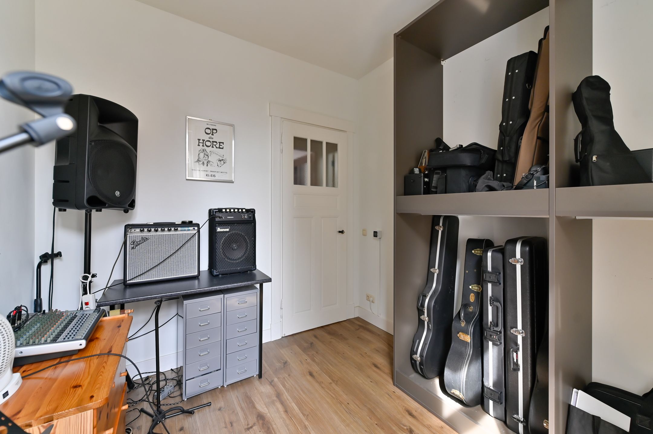 Photo 18 of Nassaustraat 6