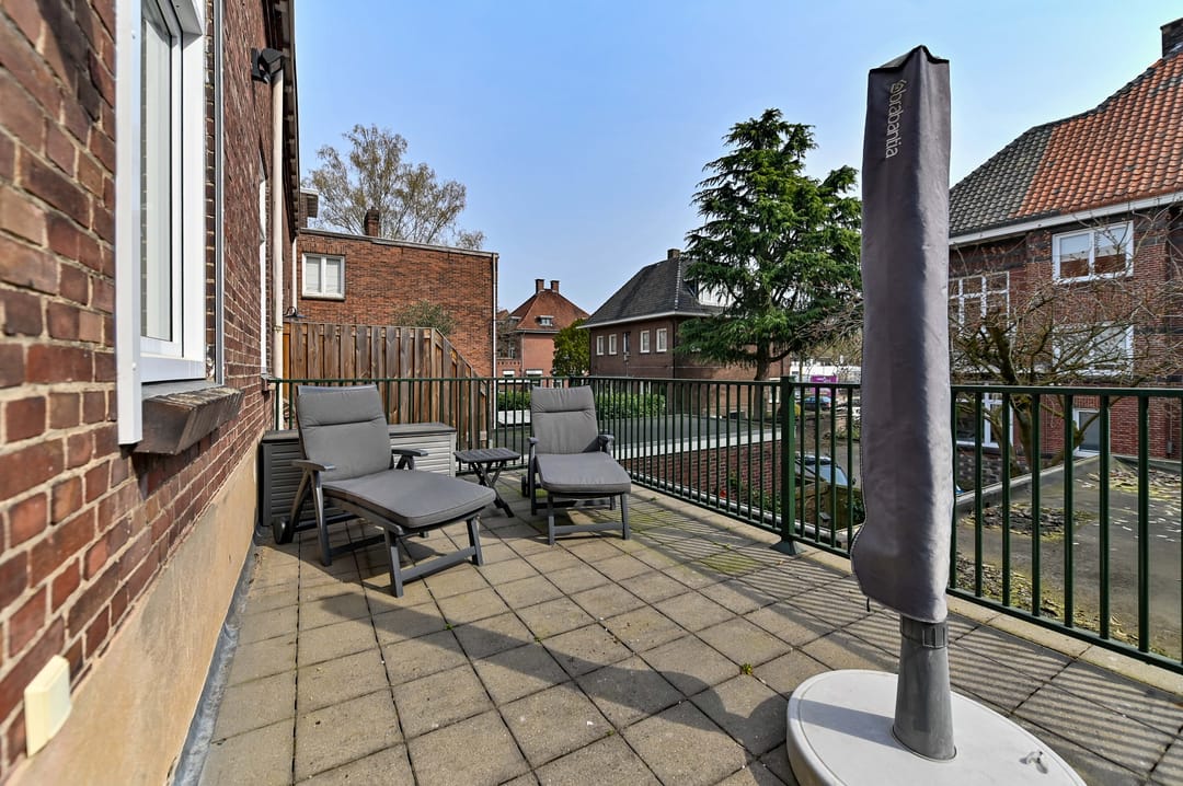 Photo 22 of Nassaustraat 6