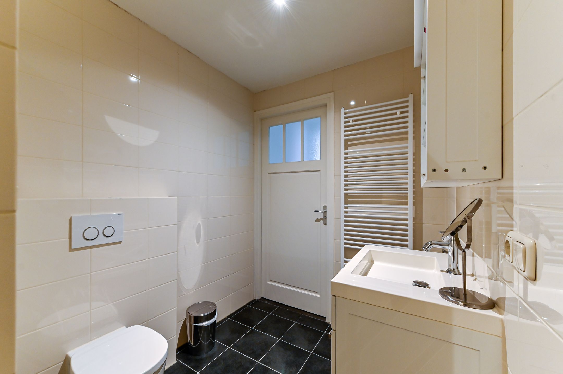 Photo 27 of Nassaustraat 6