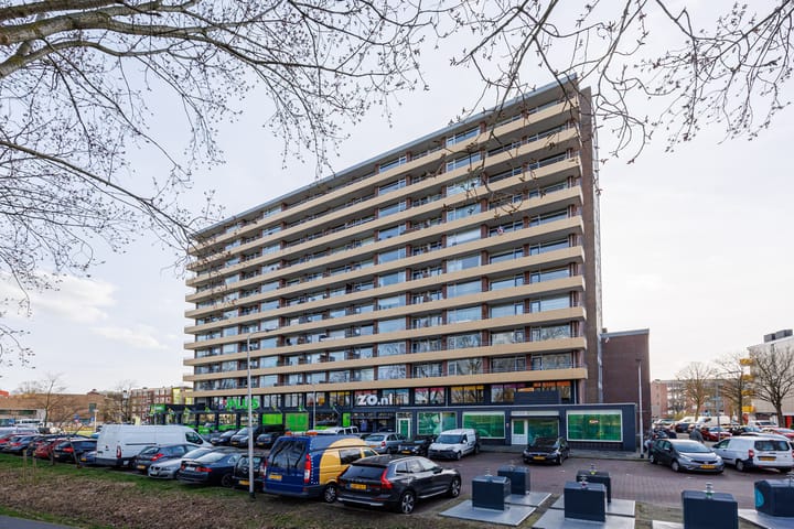 Photo 4 of Van Adrichemstraat 105