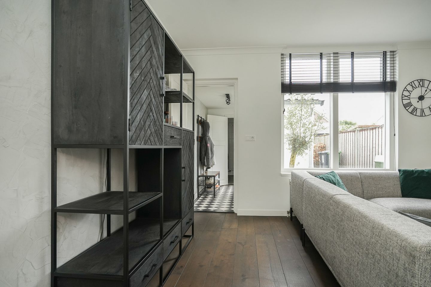 Foto 14 van Irenestraat 11