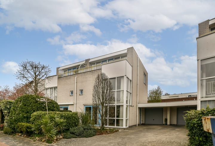 Annie Romein-Verschoorkade 66