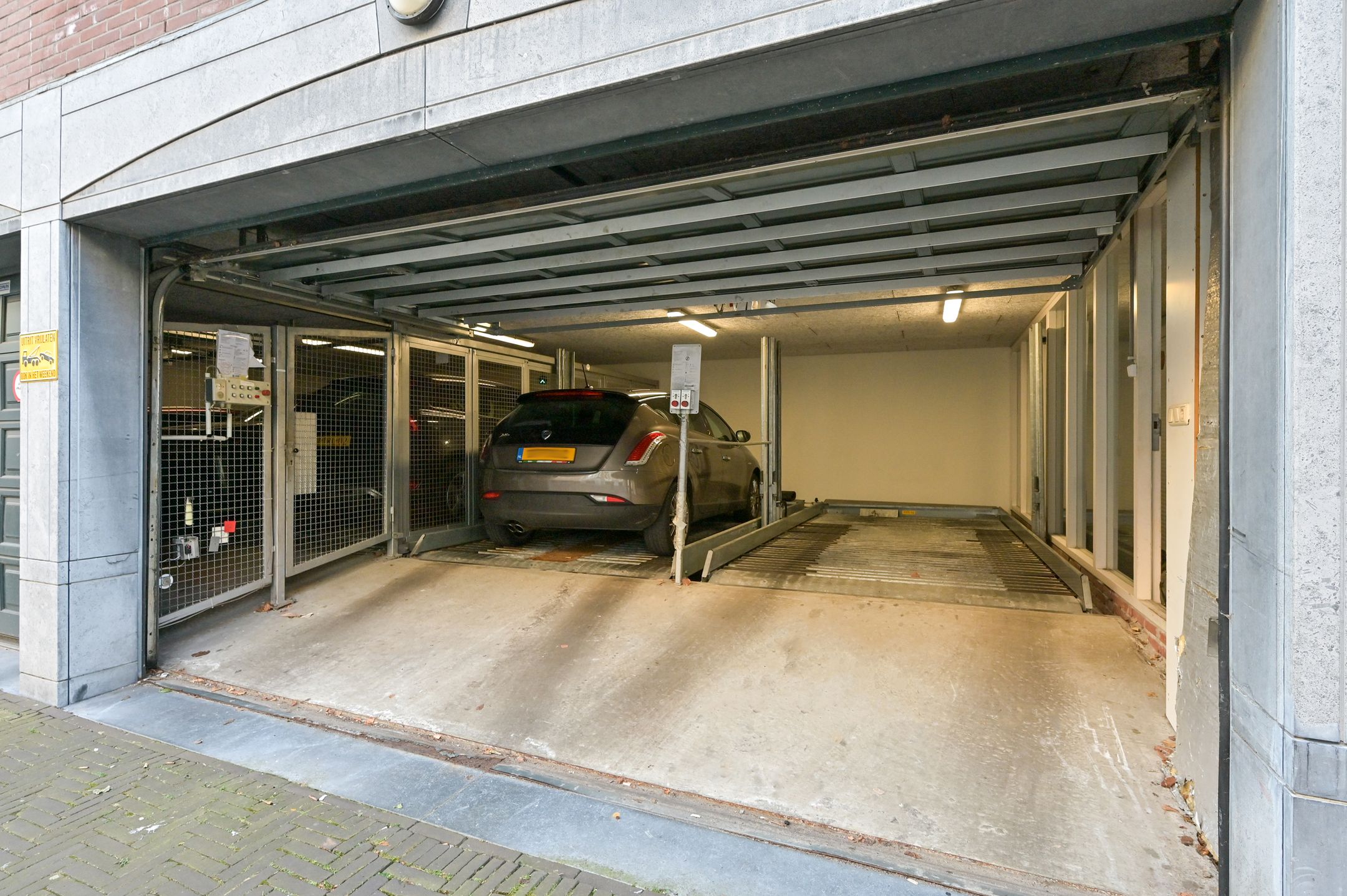 Photo 24 of Lange Vijverberg 13-B