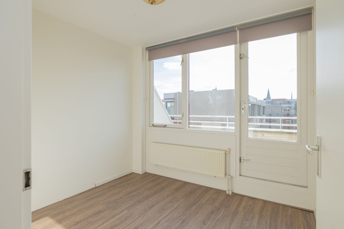 Well-maintained and spacious 3-room maisonette apartment with sunny balcony in Noordwijk-Binnen — 17