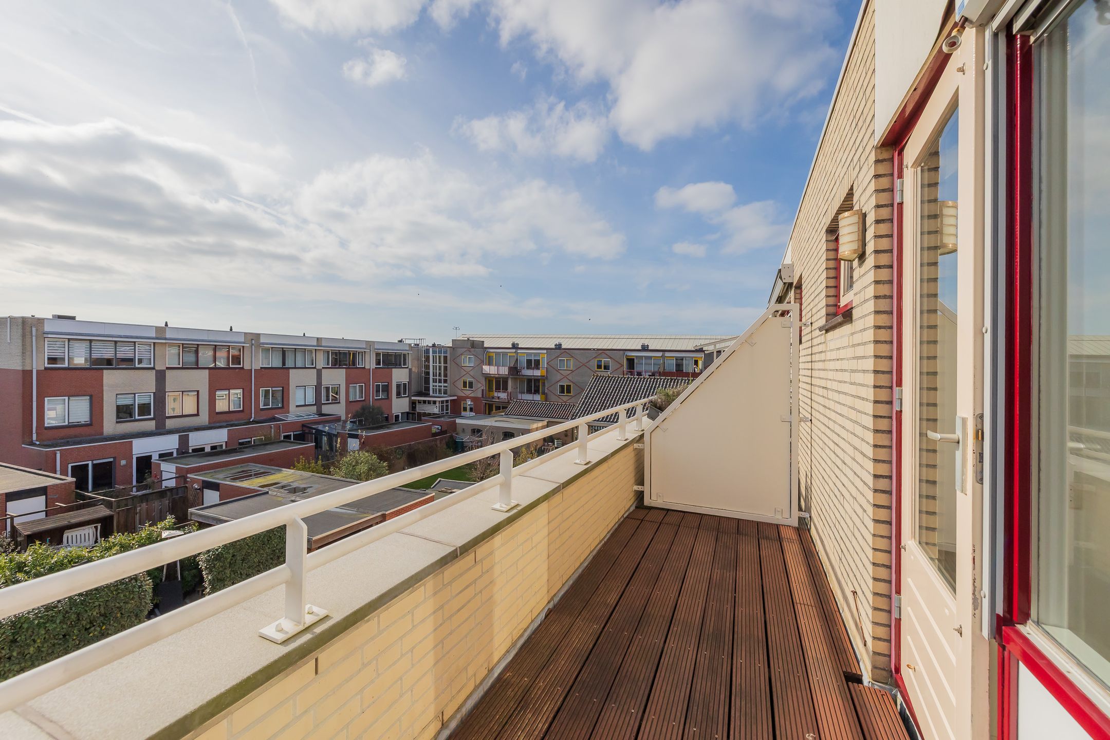 Well-maintained and spacious 3-room maisonette apartment with sunny balcony in Noordwijk-Binnen — 19
