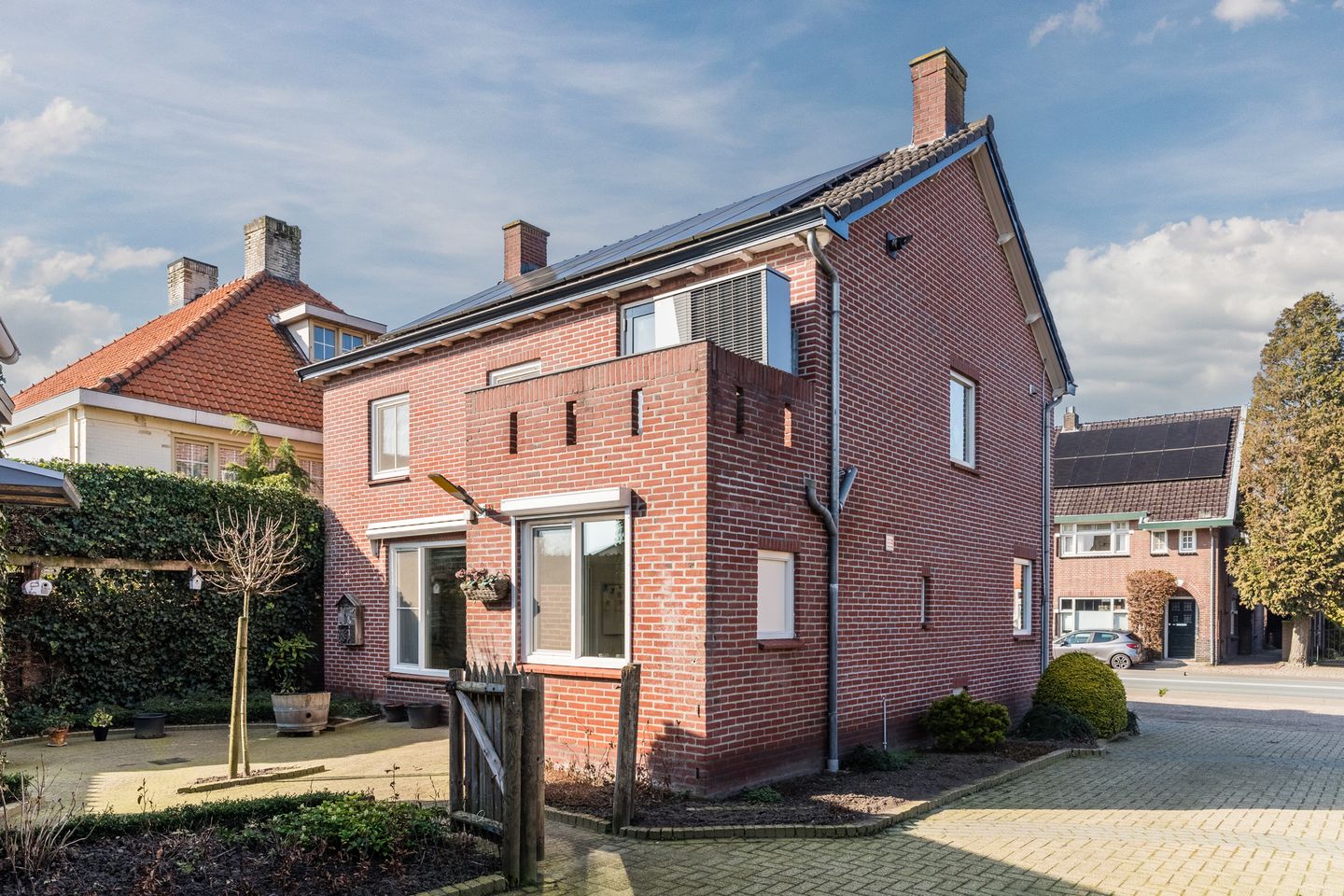 Photo 40 of Wilhelminalaan 18