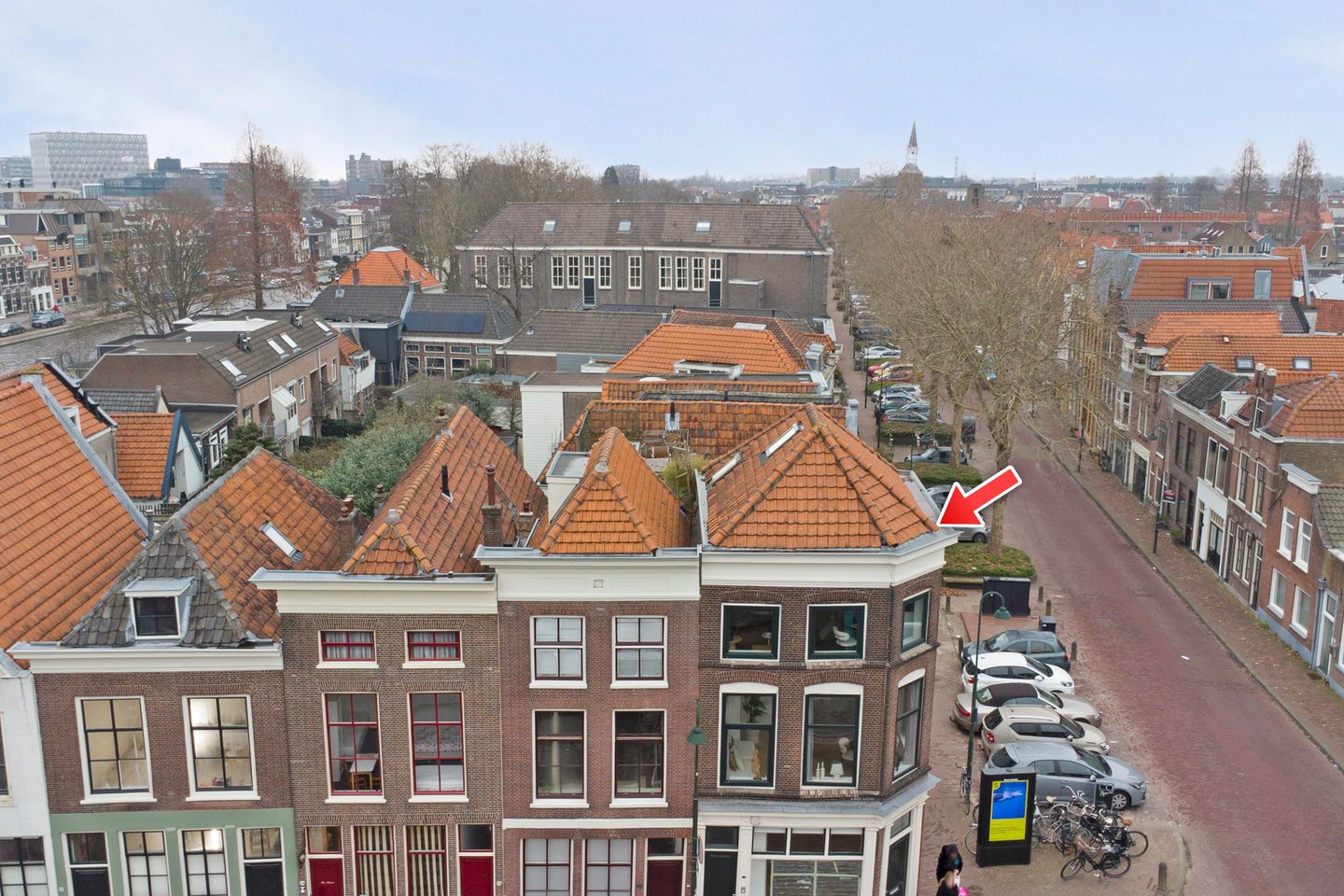 Stylish Corner Apartment with Character in Historic Gouda Center — 24