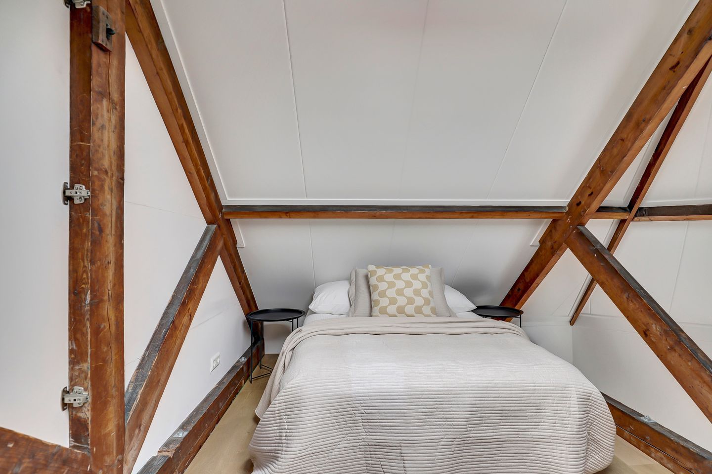 Stylish Corner Apartment with Character in Historic Gouda Center — 18