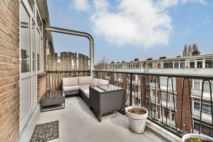 Photo 3 of Galjootstraat 17-D