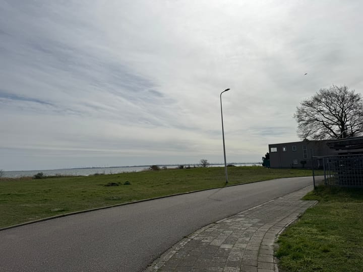 Photo 3 of Veerweg