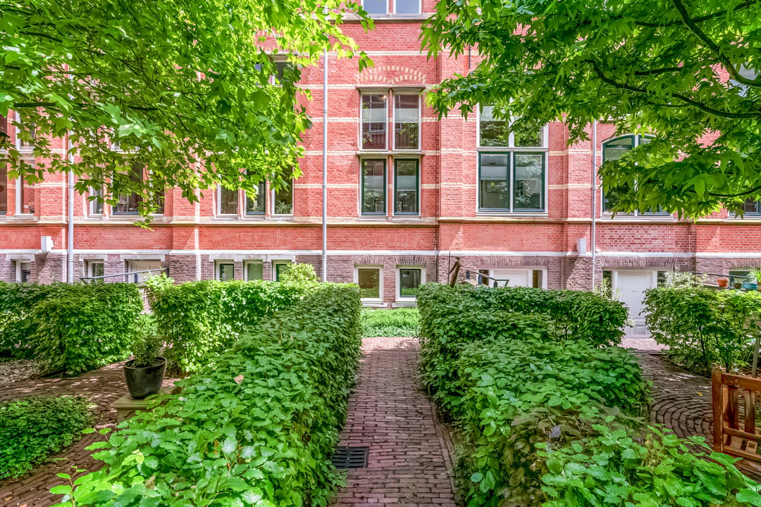 Photo 46 of Hugo de Grootstraat 109