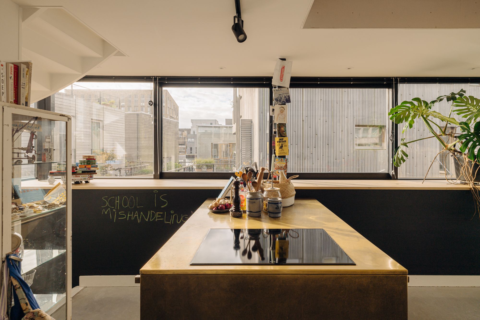 Foto 12 van Johan van Hasseltkade 227-B