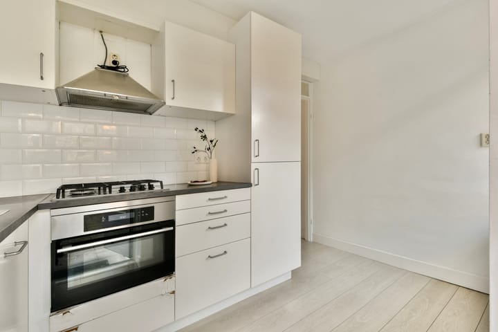 Photo 3 of Zwanenplein 11