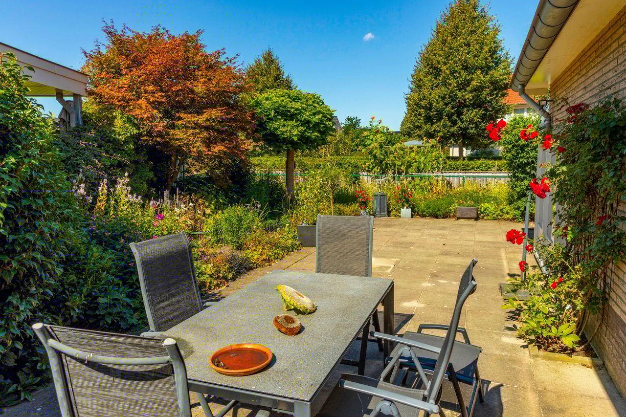 Photo 49 of Bomenrand 15