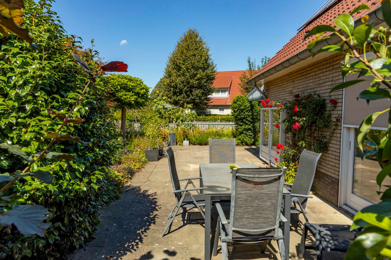 Photo 50 of Bomenrand 15