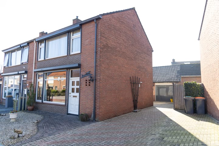 Foto 4 van Lijsterstraat 1-E