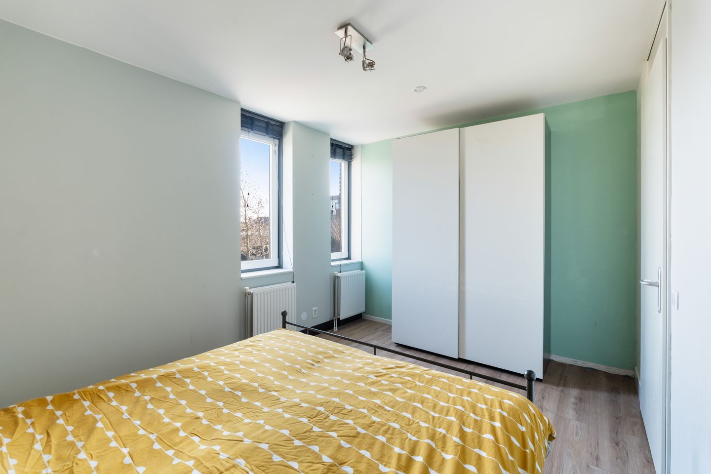 Foto 34 van Van Poeljestraat 33