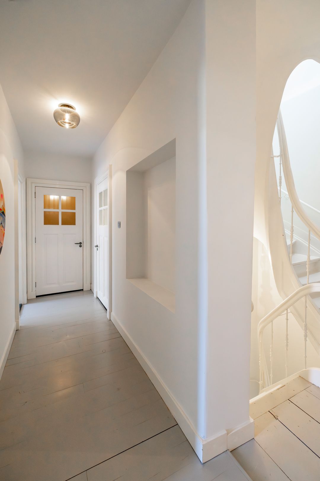 Historic Townhouse Built Against 13th Century City Wall with Wine Cellar and City Garden — 38