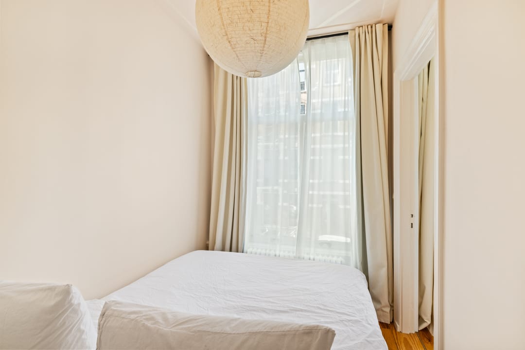 Foto 22 van Alberdingk Thijmstraat 5-1