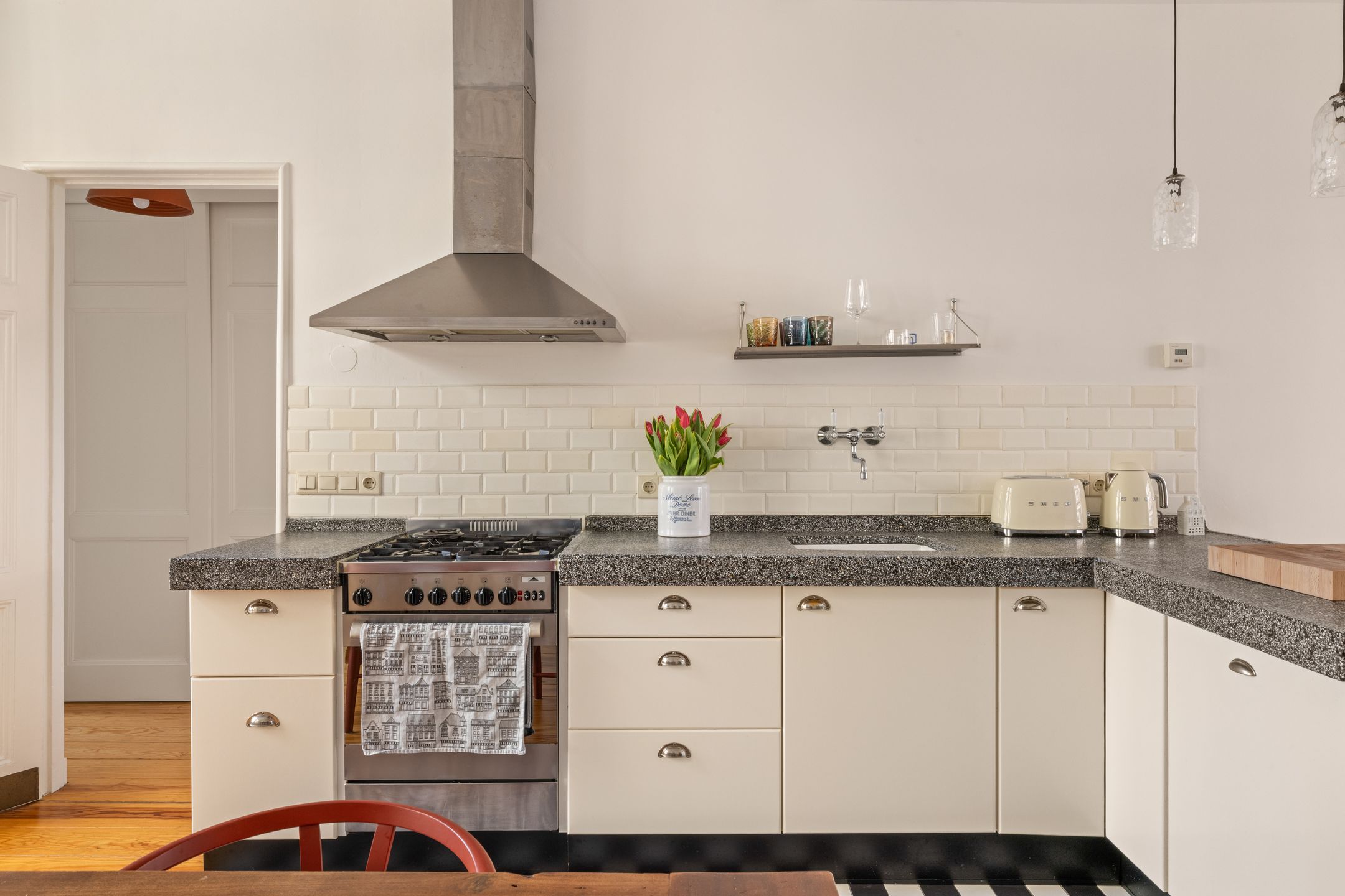 Foto 9 van Alberdingk Thijmstraat 5-1