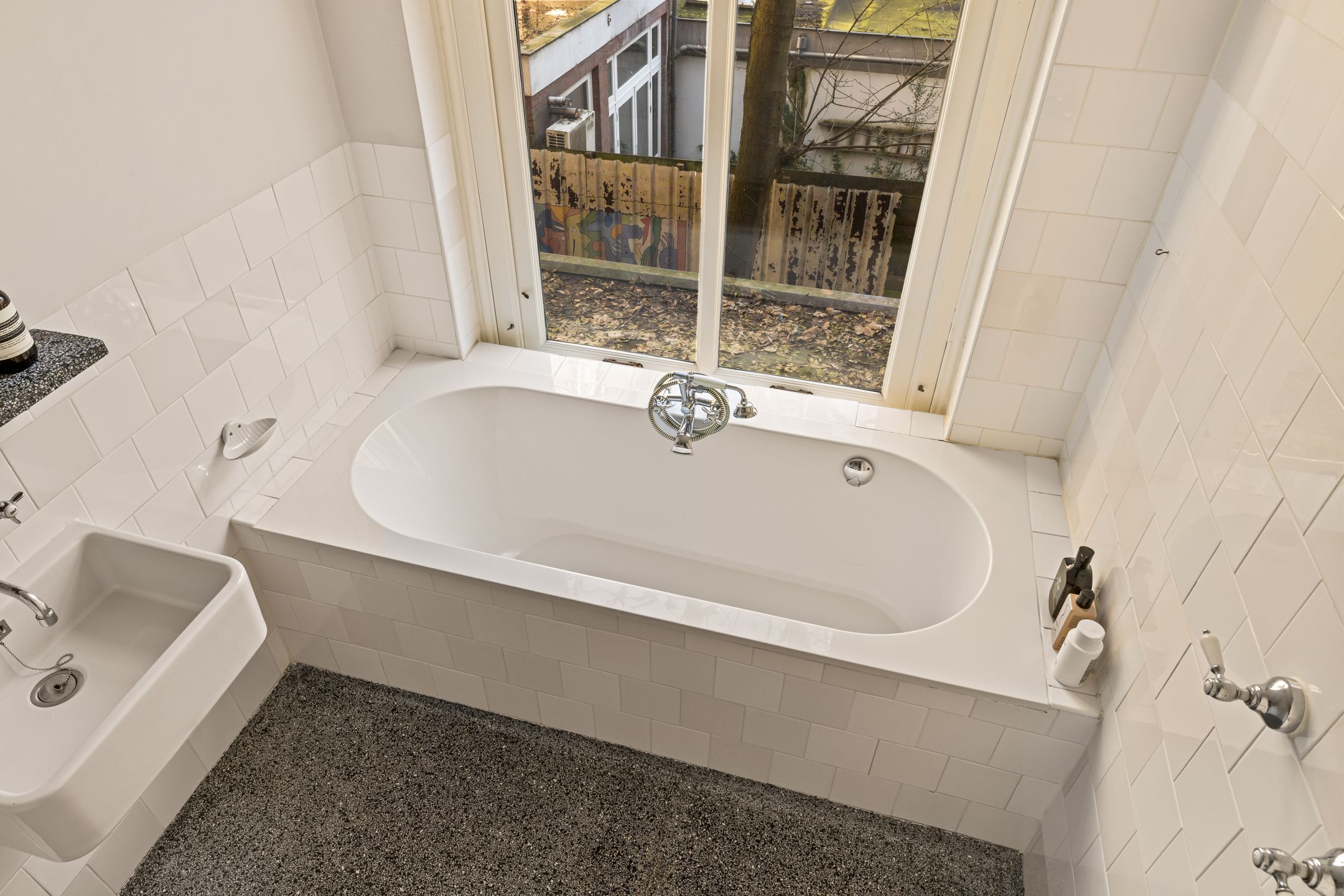 Foto 24 van Alberdingk Thijmstraat 5-1