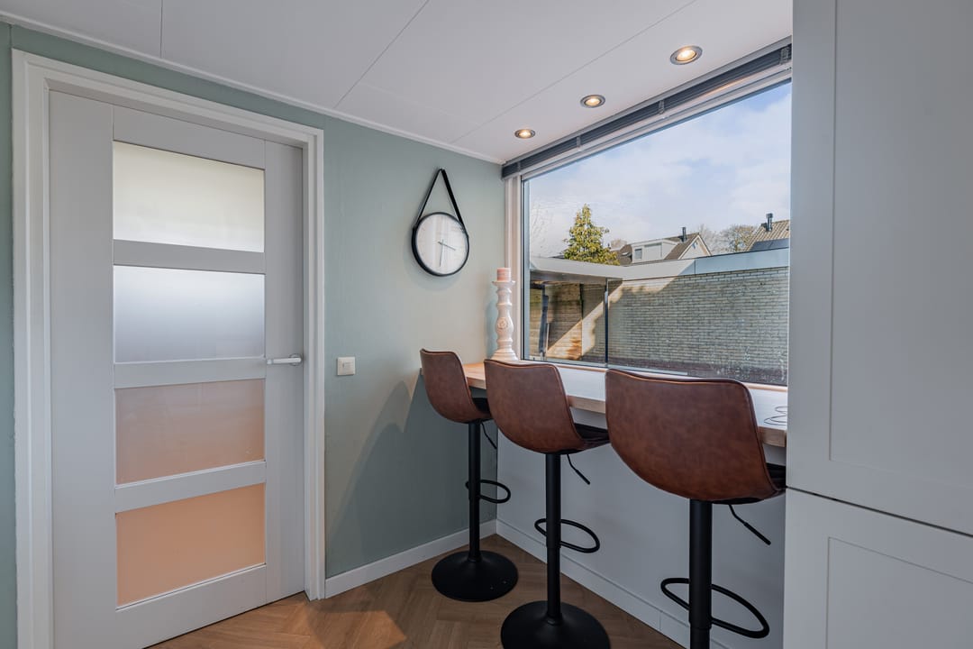 Foto 16 van A van Voorthuijsenweg 11