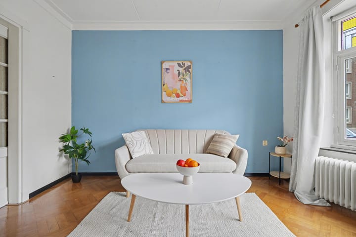 Photo 2 of Benzenraderweg 70