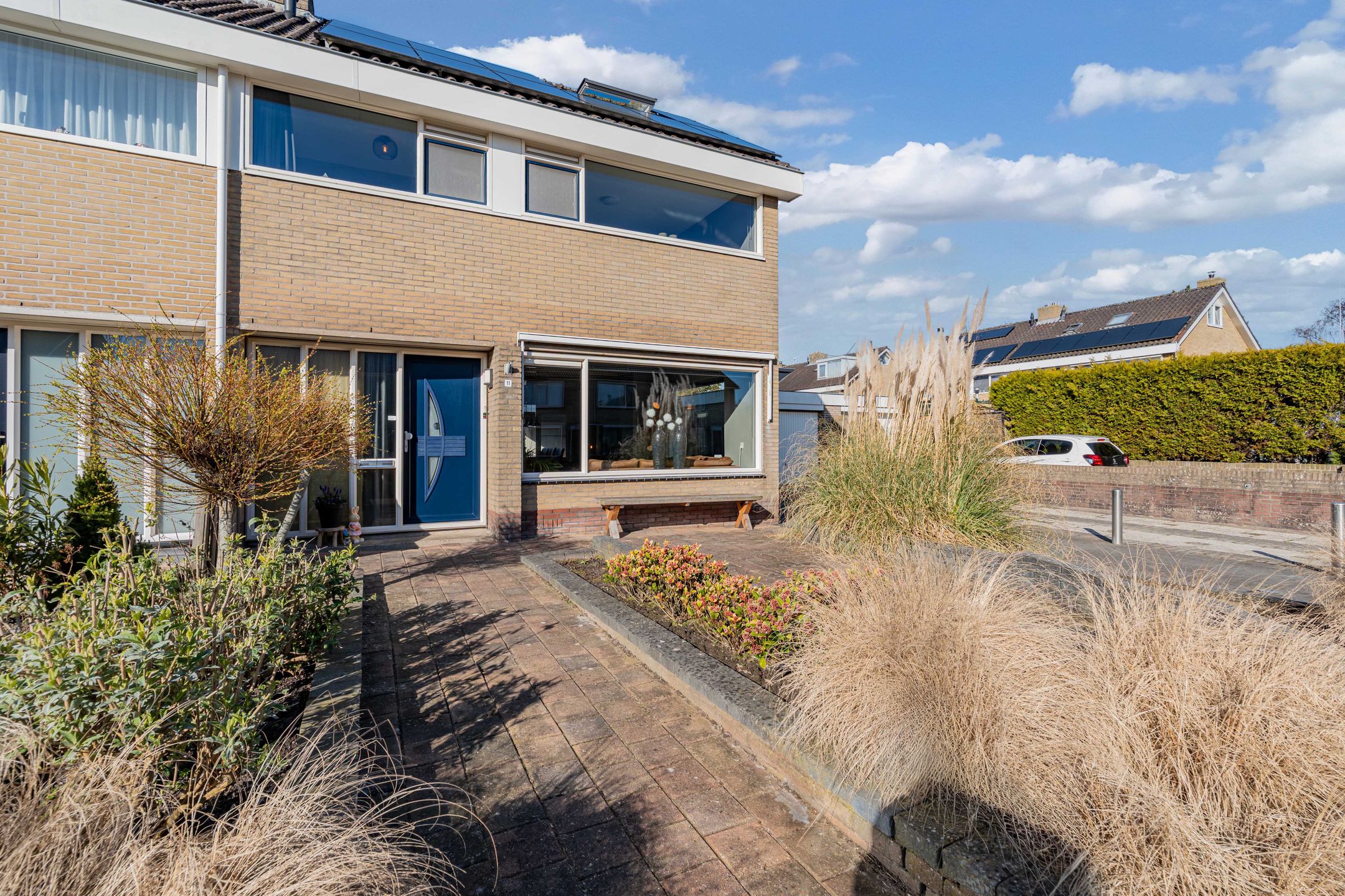 A van Voorthuijsenweg 11 