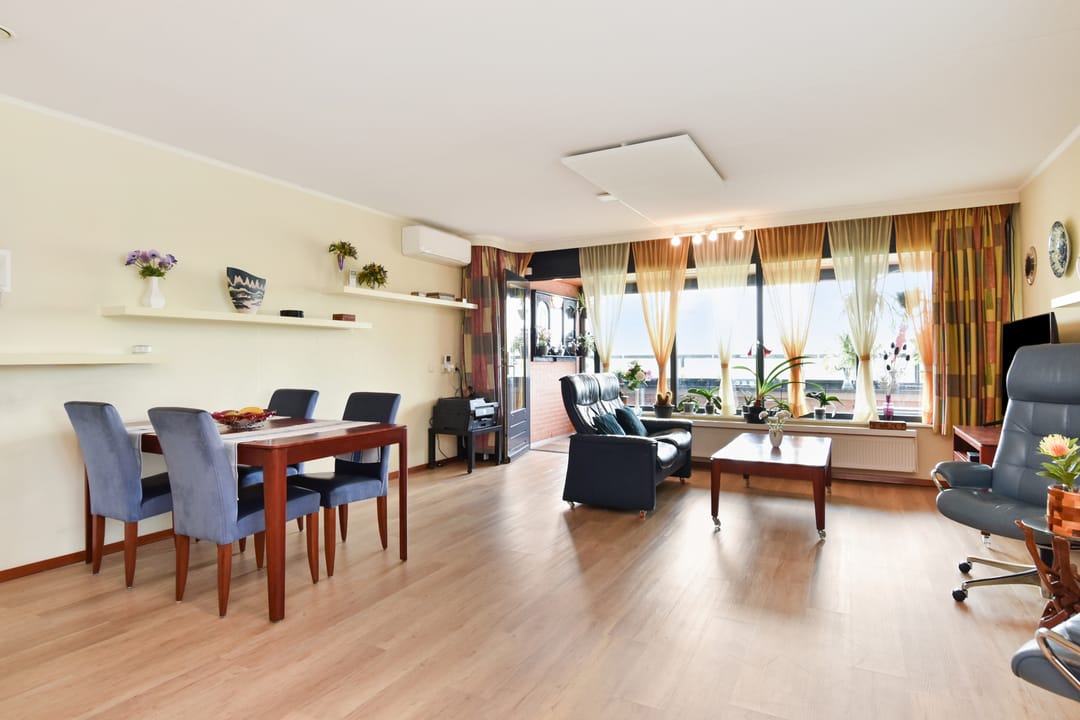 Foto 2 van Uiterwaard 68