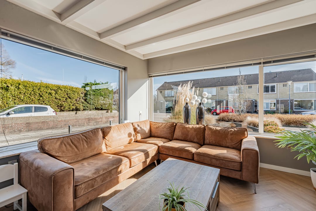 Foto 11 van A van Voorthuijsenweg 11