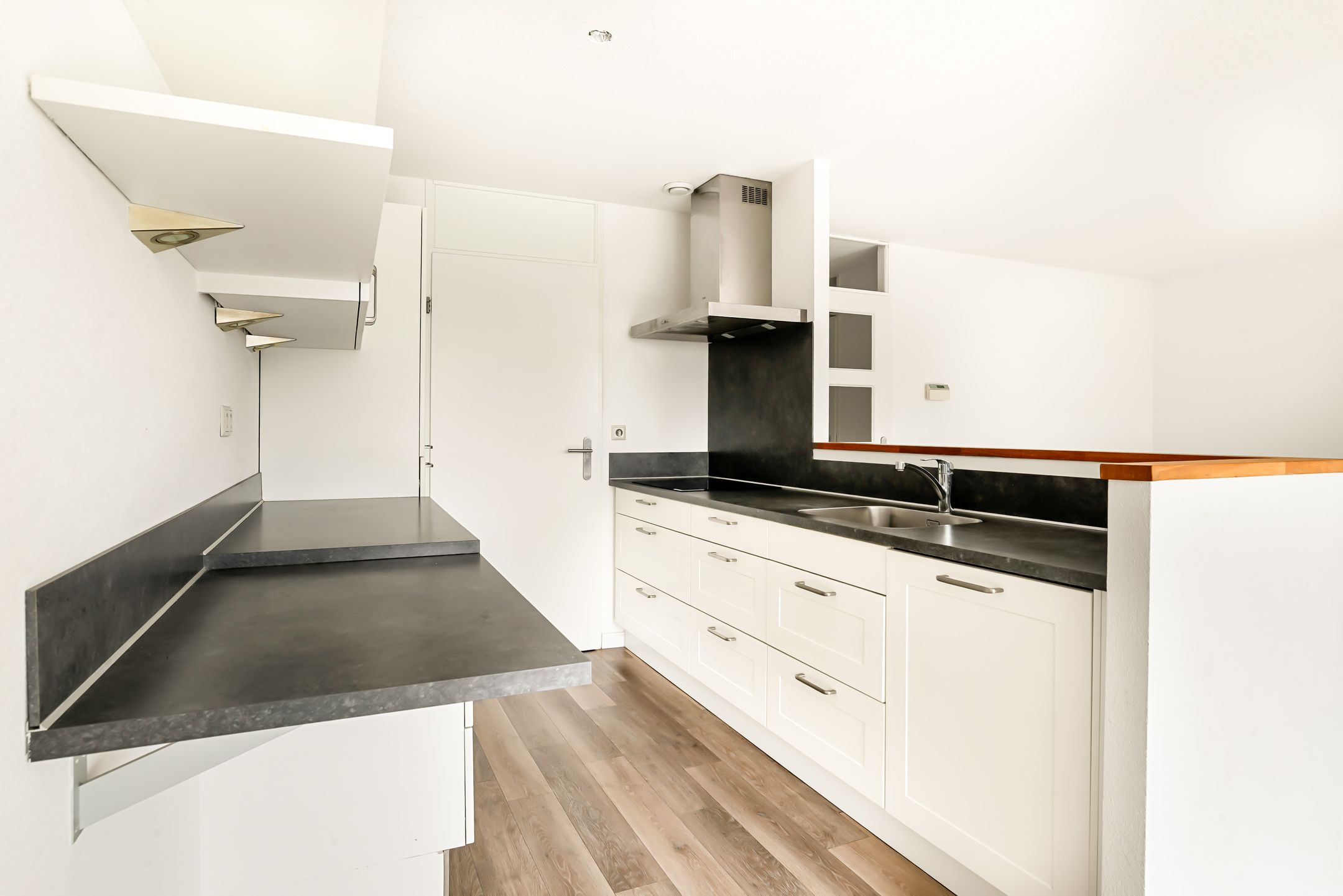 Foto 24 van Maan Bastion 298