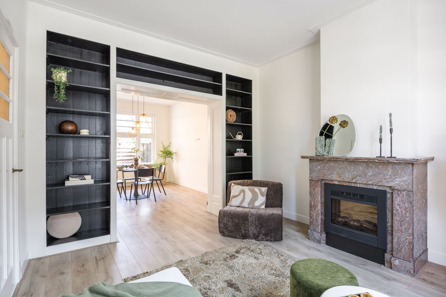 Photo 10 of Amalia van Solmsstraat 9