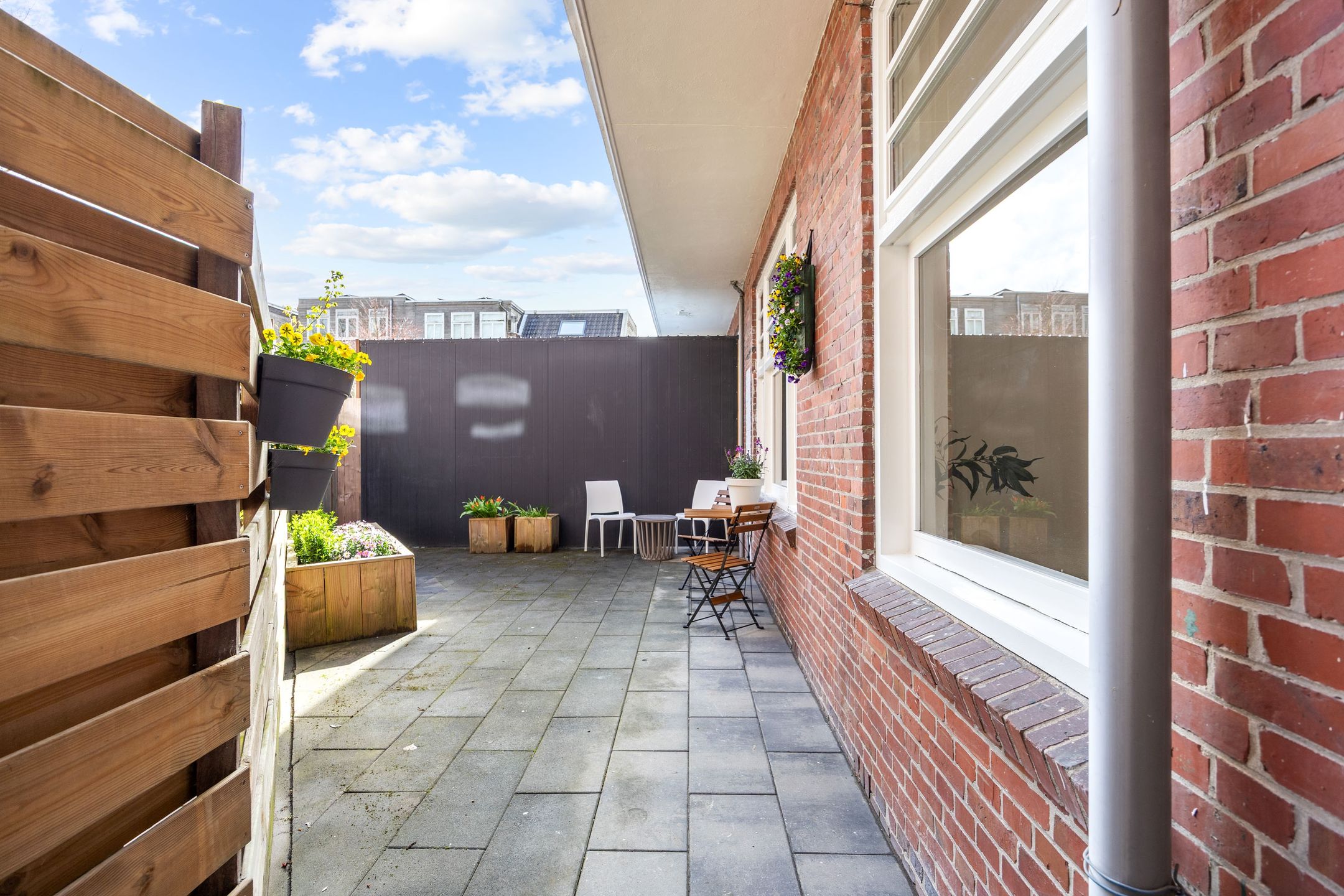 Photo 30 of Amalia van Solmsstraat 9