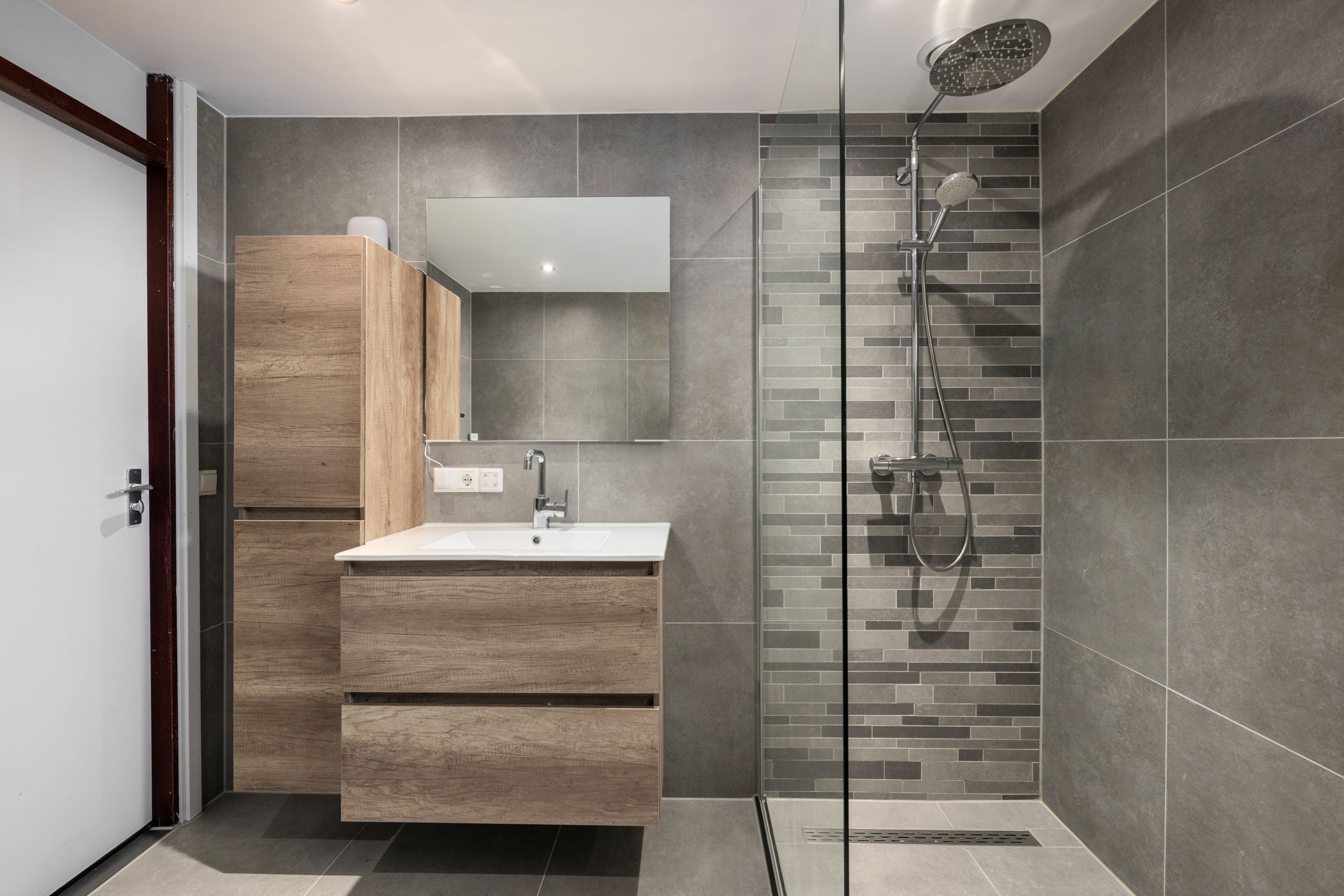 Foto 3 van Sterremos 66