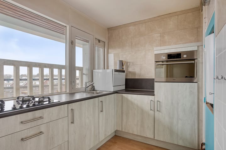 Photo 4 of Vlaardingerdijk 148