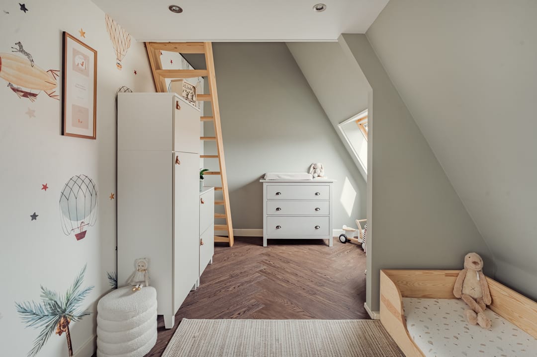 Spacious Corner Apartment with Sunny Terrace in Amsterdam's Rivierenbuurt — 21